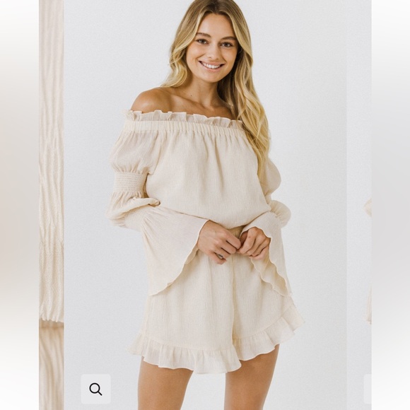 Nordstrom Pants - Nordstrom Cream Off-Shoulder Romper
